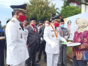 Pemkab-Baznas OKI Serahkan Rumah Layak Huni untuk Warga Kurang Mampu