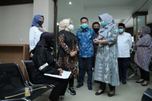 Deputi Pelayanan Publik KemenPAN-RB Lihat Perkembangan Pelayanan di Disdukcapil Palembang