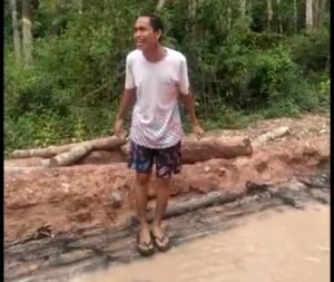 Video Jalan Rusak di Talang Rimba OKI Viral