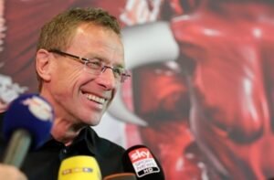 Revolusi Rangnick, AC Milan Terdepan Gaet Bek Muda Benfica