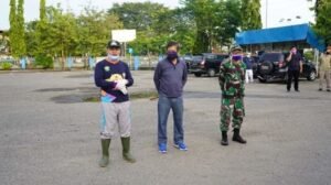 Antisipasi Banjir, Plt Bupati Muara Enim Gotong Royong bersama Warga