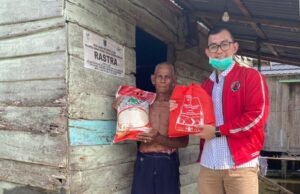 Aksi Nyata, Febriansyah Wardana Bagikan 1500 Paket Sembako dengan Dana Pribadi