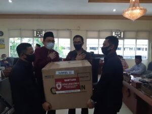 Satgas Sampaikan Bantuan APD untuk RSUD Besemah dan RS DKT Pagaralam