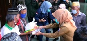 Wawako Palembang Beri Bantuan Bagi Marbot