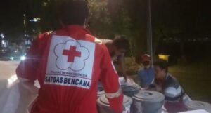 PMI Muba Salurkan Bantuan Kemanusiaan Untuk Suku Anak Dalam