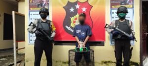 Maling Burung, Kornelius Chandra Babak Belur Dihajar Massa