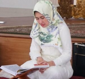Tadarus Online, Cara Thia Yufada Giatkan Emak-emak di Muba Khatam Alquran