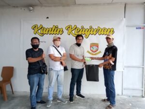 Kosgoro dan Forwaka Sinergi Bagikan Masker