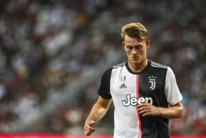 Jaap Stam Sarankan De Ligt Bertahan di Juventus