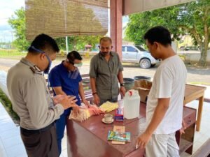 PT PPA Bagikan Masker hingga Semprotkan Disinfektan