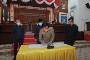 Empat Raperda dan LKPJ 2019 Disahkan