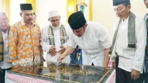 Herman Deru Ingatkan Warga Sriguna Memakmurkan Masjid