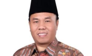 Gencar Loby Parpol, Devi Yakin Penuhi Syarat Nyalon Bupati