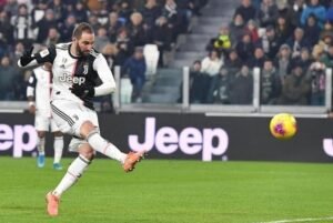 Trik Sarri Dongkrak Performa Higuain