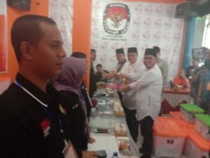 Jalur Persorangan, Akisropi Ayub-Baikuni Maju Pilkada Muratara