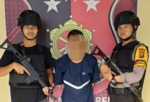 Masuk Kamar Curi Tas, Warga Beliti Diamuk Massa