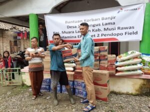 Pertamina Asset 2 Pendopo Field Salurkan Bantuan Korban Banjir Semangus