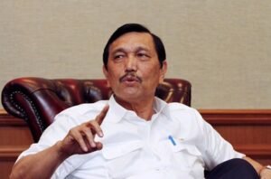 Mimpi Luhut RI Punya Senjata Nuklir