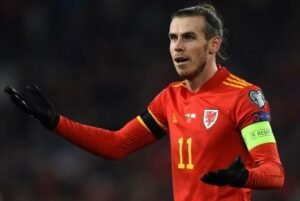 Zidane Pinggirkan Bale dalam Derby Madrid