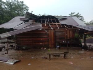 Angin Puting Beliung, Belasan Rumah di OKI Porak-Poranda