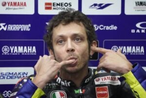 Masa Depan Rossi Belum Jelas, Vinales Perpanjang Kontrak