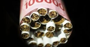 Pengusaha Prediksi Penjualan Rokok Anjlok 15% Imbas Harga Naik