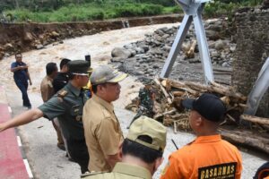 Banjir Bandang, Lima Desa di Kecamatan Mulak Terisolir