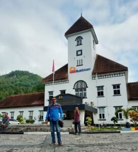 Jurnalis Muara Enim Bersama PTBA Berkunjung ke Sawahlunto