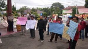 SPM Demo Kejari OKI, Terkait Dugaan Korupsi Sejumlah Desa