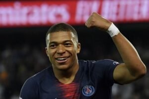 Masuk Nominator Ballon dOr, Mbappe Merendah