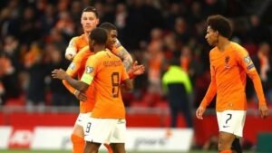Hat-trick Wijnaldum Antar Belanda Hancurkan Estonia 5-0