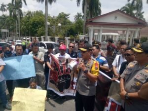 Aliansi Pers Babel Gelar Aksi Simpatik Kekerasan Terhadap Jurnalis