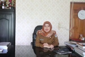 Cegah ISPA Dinkes Kota Pagaralam Bagikan Masker
