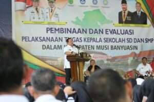 Cetak Generasi Unggul, Dodi Jamin Kesejahteraan Guru