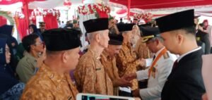 Pemkab OKI Berikan Tali Asih kepada 21 Veteran