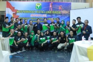 Ratu&nbsp; Dewa Terpilih Sebagai Ketum PBSI Palembang&nbsp;