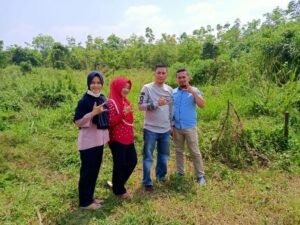AZANDRI Tinjau Lokasi Pembangunan Kantor DPC PDI P Musirawas