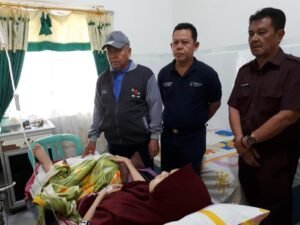 Bupati OKU Bantu Pengobatan Siswi Pengidap Kanker