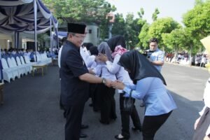 Jalin Silaturahmi Bersama Pegawai, Dodi Reza Gelar Halal Bihalal