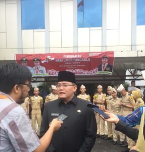 Dodi Reza Alex Instruksikan Percepat Pencairan Gaji ke-13