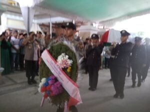 Tewas Ditembak Perampok, Wakapolda Lepas Jenazah Almarhum Bripka Aprizal