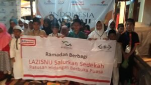 Gandeng LAZISNU, Alfamart Bagikan &nbsp;3.200 Paket Buka Puasa