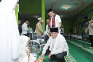 Peringati Nuzulul Qur’an di Desa Lumpatan, Bupati Muba Sosialisasikan Dua Perda