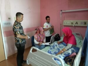 Dinkes dan Polres Muba Uji Lab Mie Basah di Pasar Talang Jawa