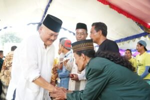 Emak-emak di Lempuing Siap All Out Dukung Alex Noerdin