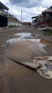 Developer Ingkar Janji Perbaiki Jalan Rusak