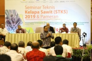 Paparkan Program Berkelanjutan Kelapa Sawit, Dodi Reza Pukau Peserta STKS