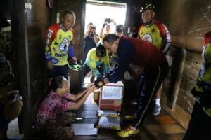 Ini Reaksi Diana Warga Pra Sejahtera saat Didatangi Bupati,Kapolres dan Dandim 0401 Muba