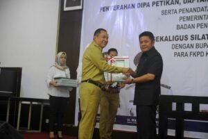 Bupati Lahat Terima DIPA 2019