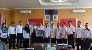 KPPN Palembang Serahkan Piagam WTP ke Pemkab OKI